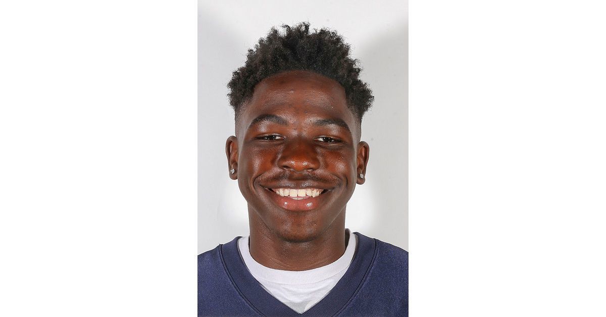 DeAngelo Washington propels Hale past Webster, 47-0